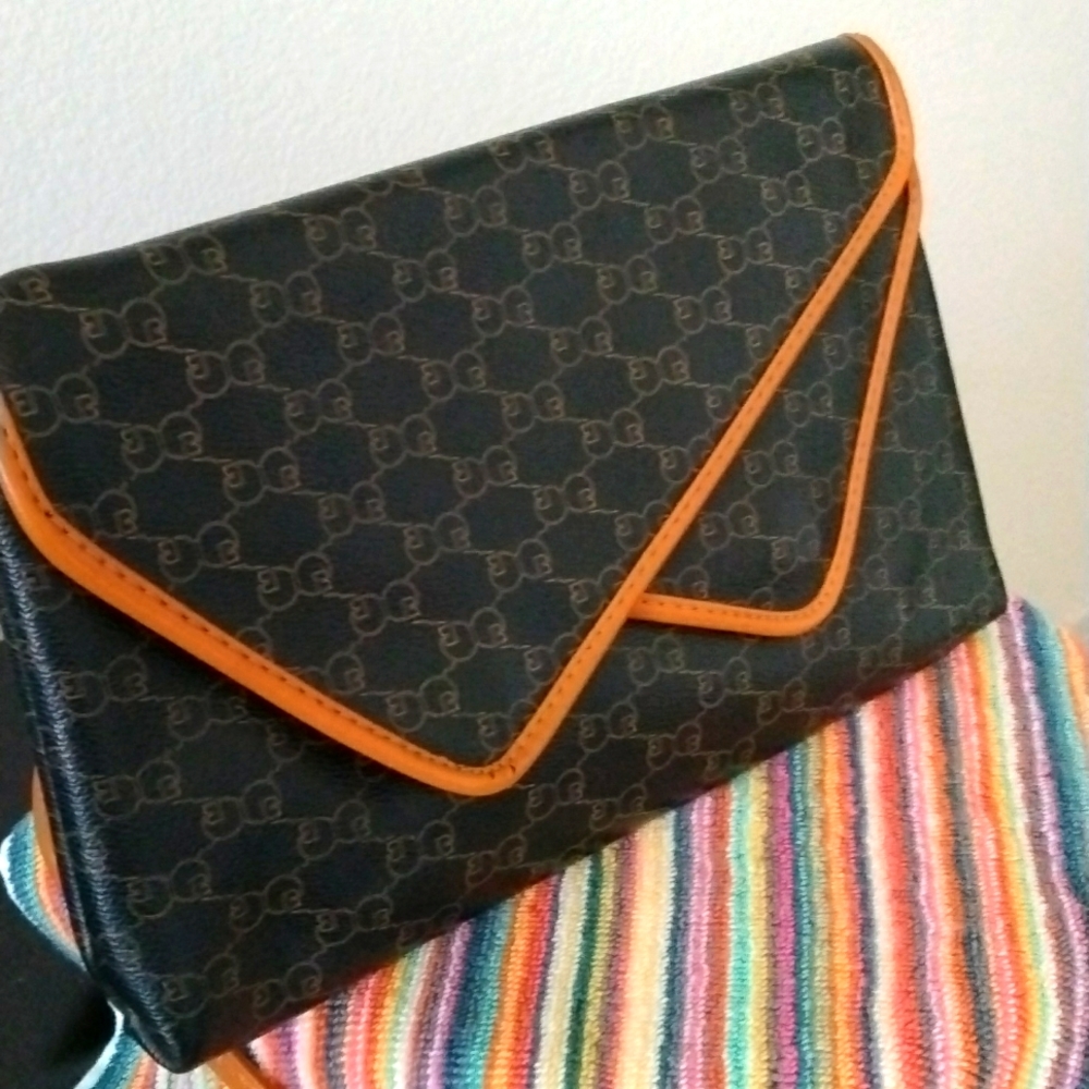 Flat CrossBody Bag